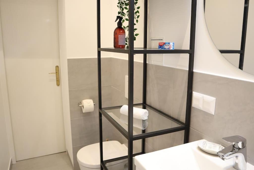 Bloom - Cozy Apartment, 5 Stops To City Center Viena Exterior foto