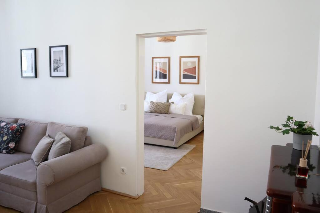 Bloom - Cozy Apartment, 5 Stops To City Center Viena Exterior foto
